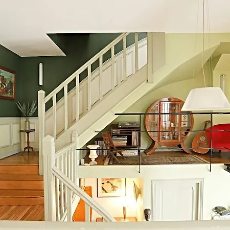My Beautiful House With A Garden In Appartement Parijs